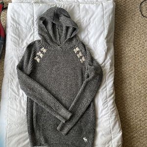 A&F girls gray knit sweater with hood and cute ribbon detail